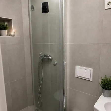 Moderni S Skandinavskim Pridihom Homestay